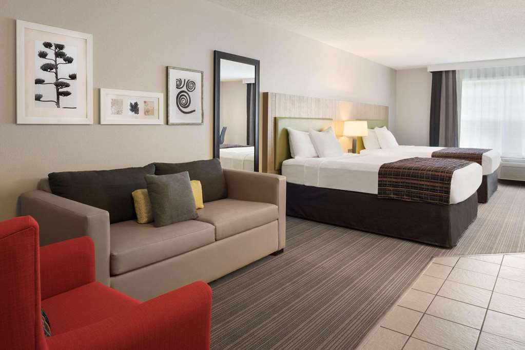 Country Inn & Suites by Radisson Decorah IA - photo 8