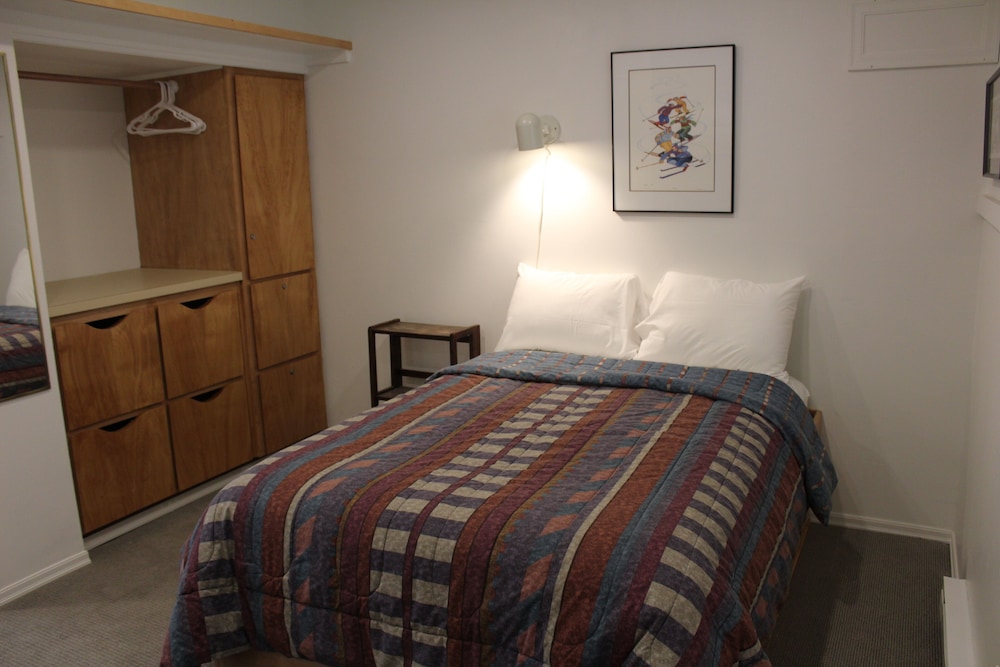 Crystal Chalets Condominiums at Crystal Mountain Ski Resort - photo 46