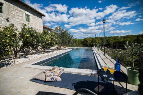 Villa Ana — 4-Star Luxury Hotel in None, Bosnia and Herzegovina