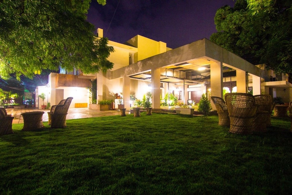 The Ten Suites - last minute hotel in Bhopal