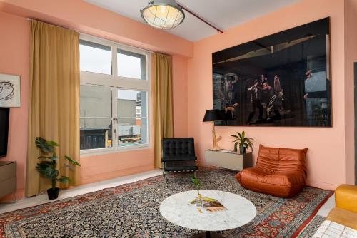 Wolroy House 303 — 4-Star Luxury Hotel in Cape Town, South Africa