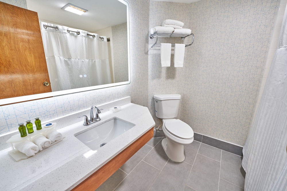 Seaport Resort & Marina - photo 42