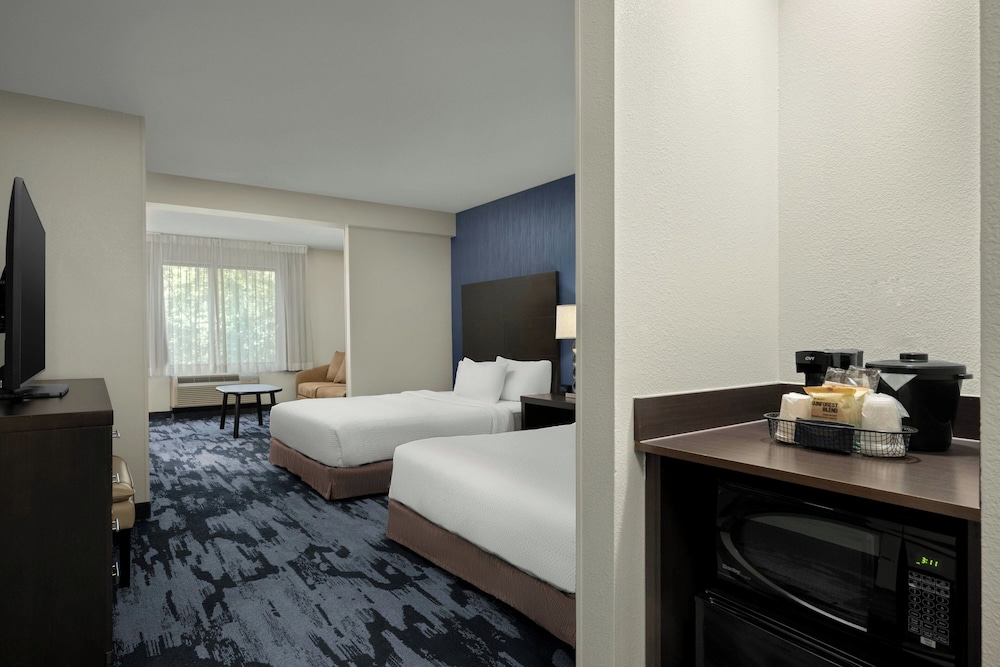 Fairfield Inn & Suites Moscow - photo 8