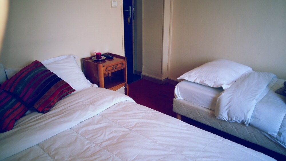 Hotel Du Metro — Paris — photo 3