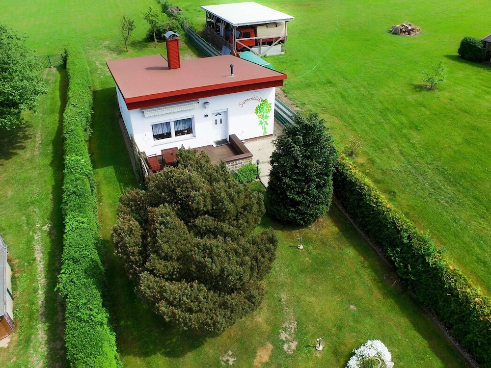 Cozy Holiday Home in Kägsdorf near Sea — 4-Star Luxury Hotel in Bastorf, Germany