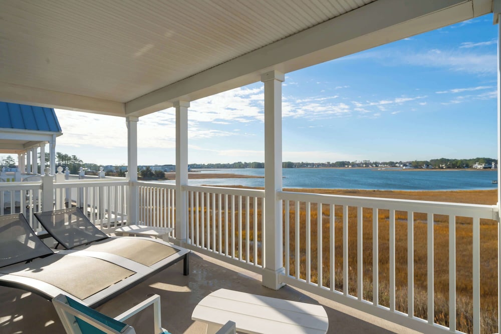 Hidden Paradise Coastal Views — hotel in Ocean View