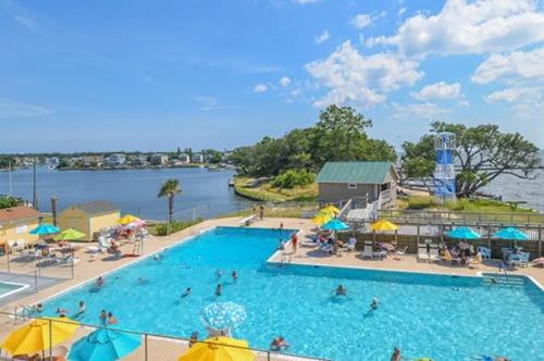 Meet Me At The Beach - carbon neutral hotel in Kill Devil Hills