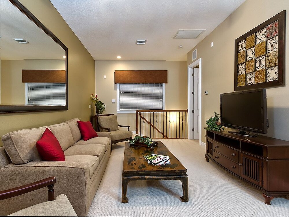 Starmark Luxury Collection Mansions At Reunion - photo 6