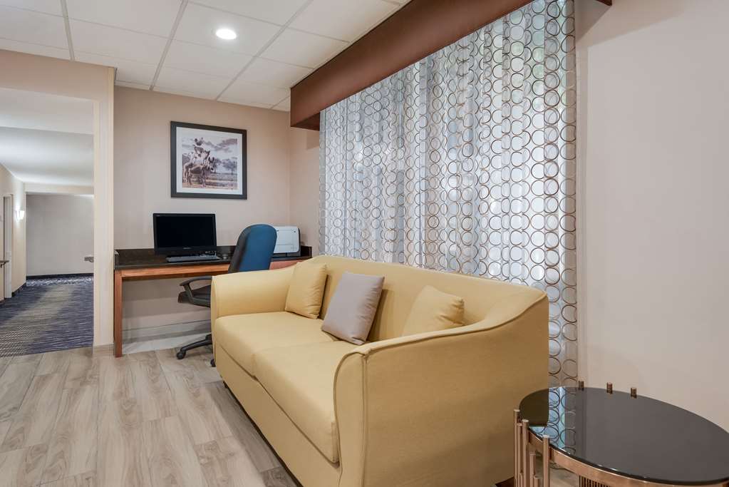 Best Western Batesville - photo 31