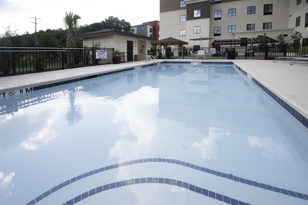 Staybridge Suites Summerville by IHG - photo 39