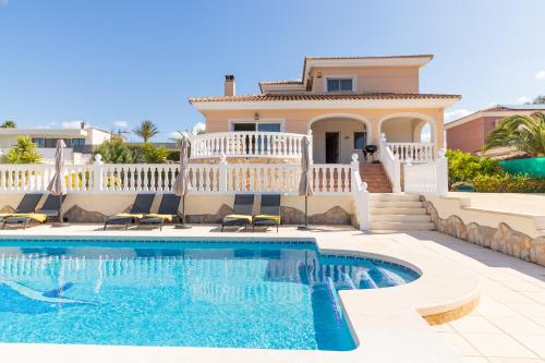 Casa Julia — 4-Star Luxury Hotel in Busot, Spain