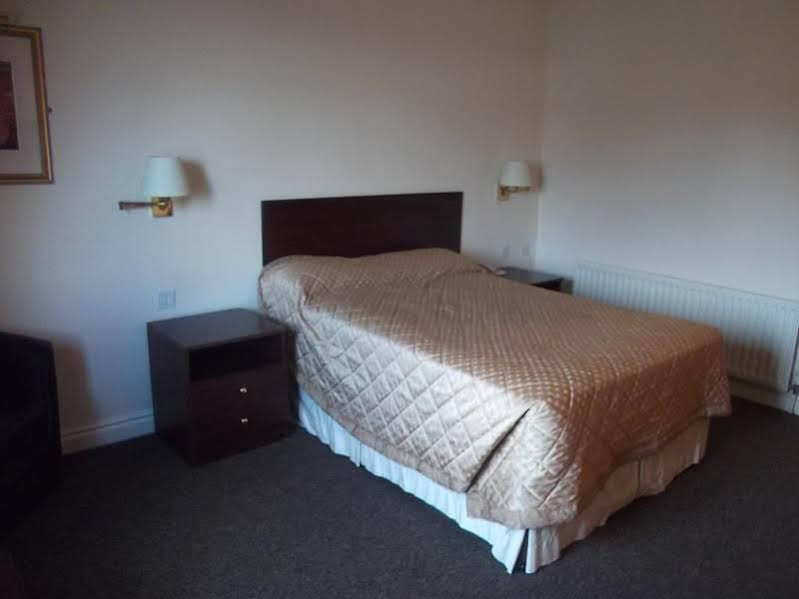 Ravensdene Lodge Hotel