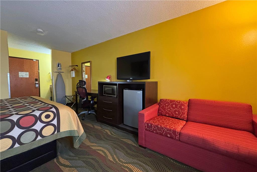 Super 8 by Wyndham Jacksonville - photo 8