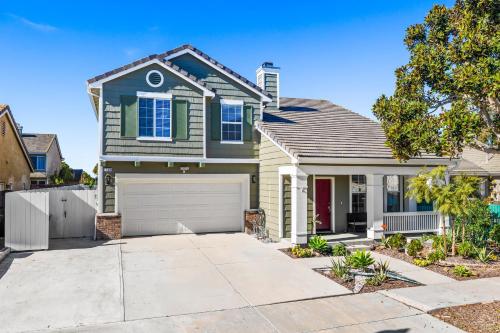 Olivia Oasis — Oxnard