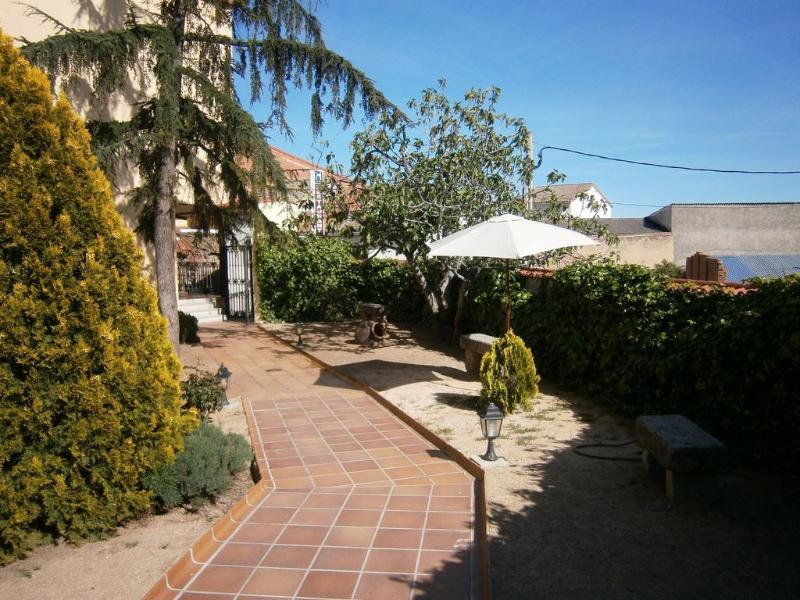 Hotel El Castrejon — hotel in Cebreros