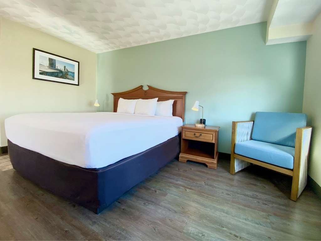 Atlantic Beach Hotel Newport - photo 17