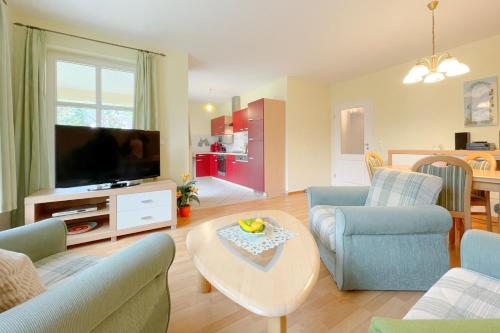 Jägerstrasse 7 Ferienwohnung 8 — 4-Star Luxury Hotel in Seebad Bansin, Germany