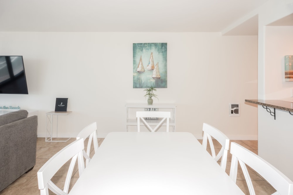 Capri by the Sea by All Seasons Resort Lodging - photo 123