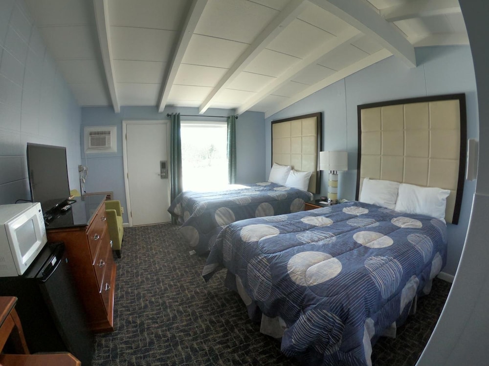 Copper Lantern Motor Lodge - photo 27