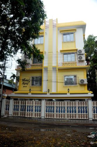 Greenleaf Regency - carbon neutral hotel in Kolkata