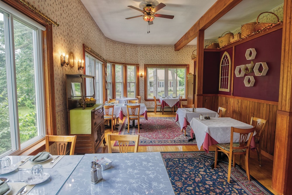 Rockwell Falls Inn and Wine Bar - photo 72