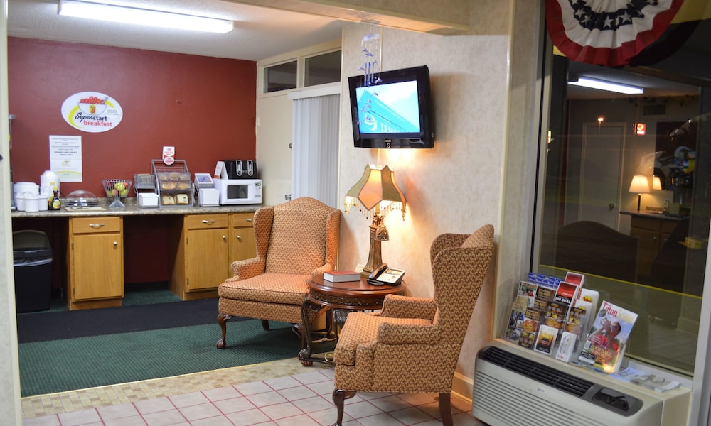 Super 8 by Wyndham Tifton - photo 4