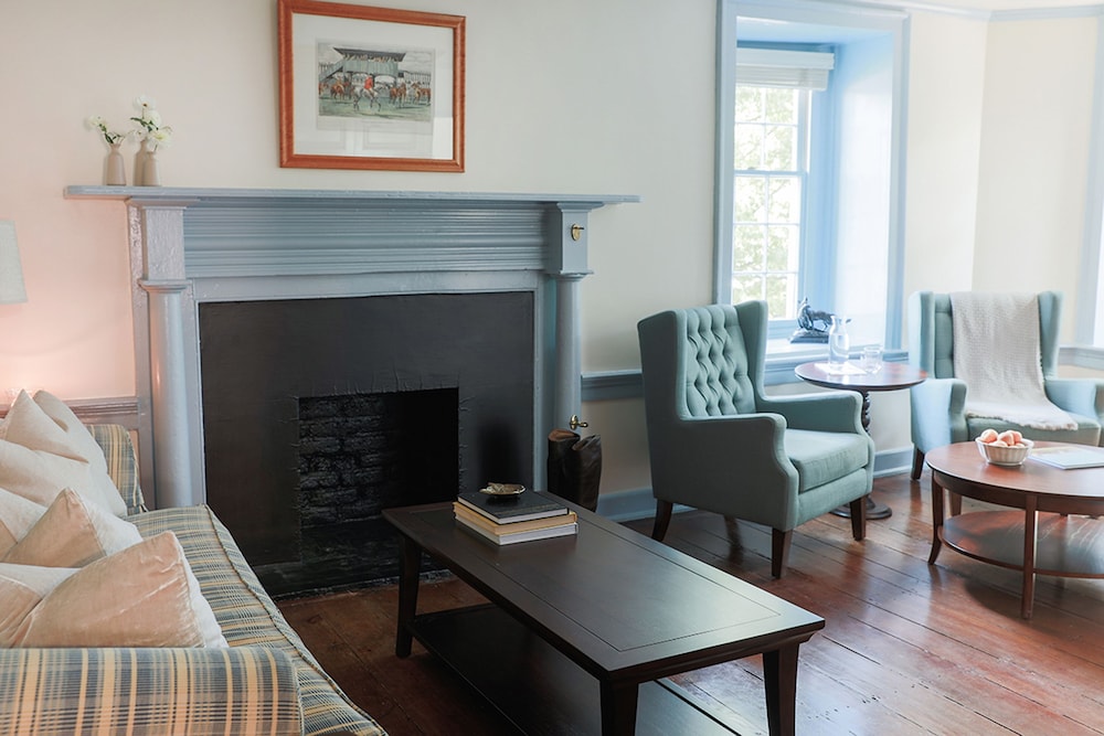 The Red Fox Inn & Tavern - photo 102