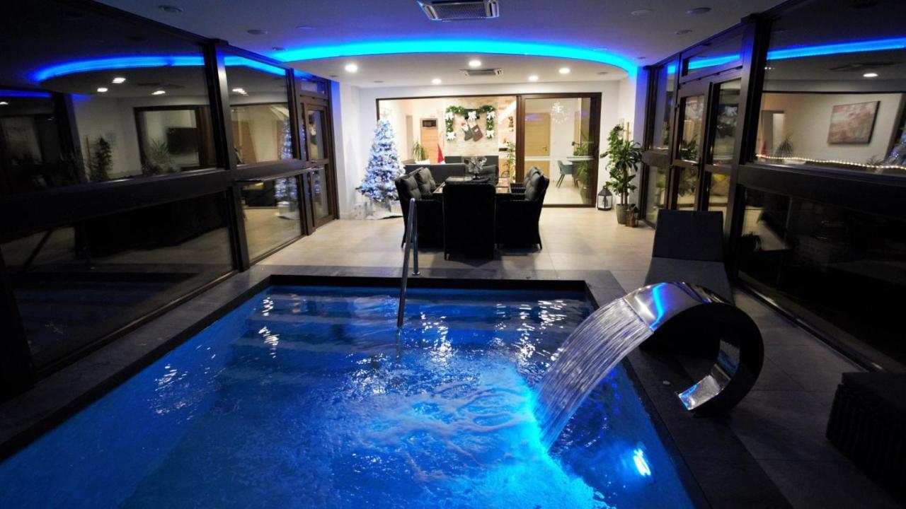 Villa Edl Elegant Slavonija I Baranja — 5-Star Luxury Hotel in Erdut, Croatia