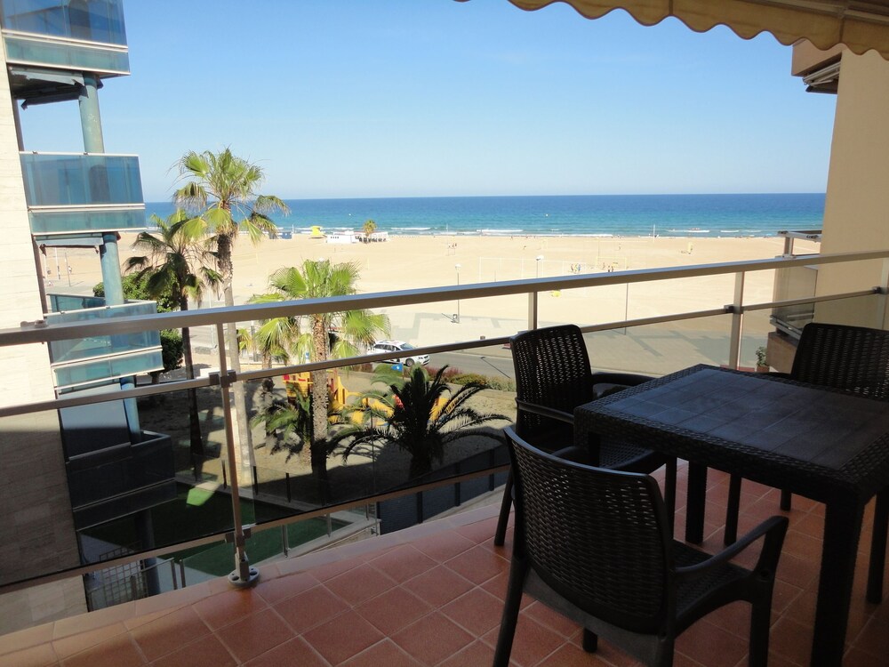 Monteixo 3 2 - carbon neutral hotel in Torredembarra
