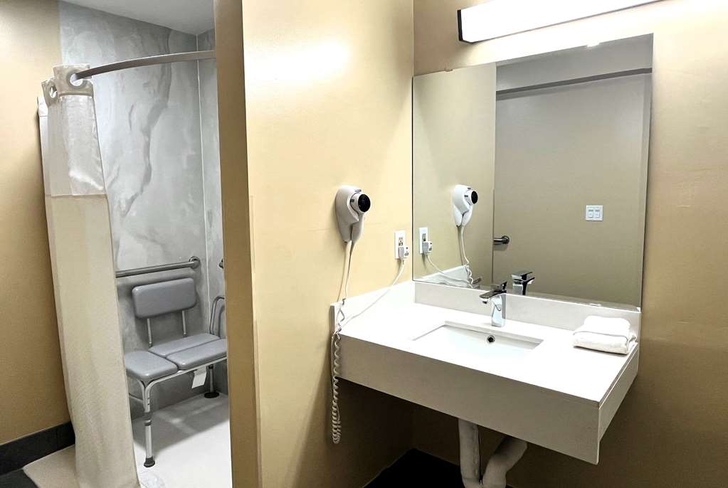Super 8 by Wyndham Lafayette Purdue Area - photo 26