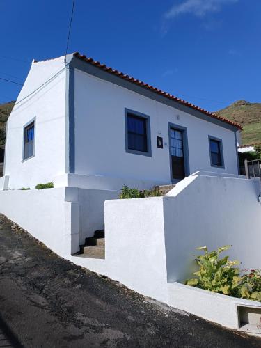 Alojamento Local M&I — hotel in Lajes Das Flores