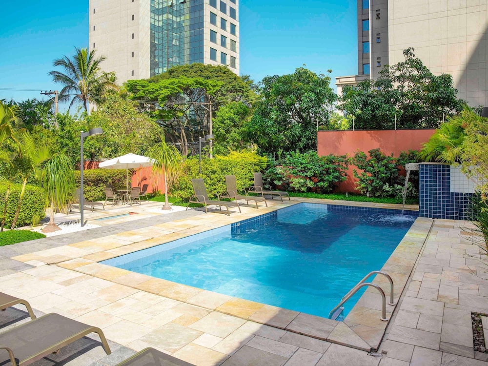 Mercure São Paulo Berrini — 4-Star Luxury Hotel in Sao Paulo, Brasil
