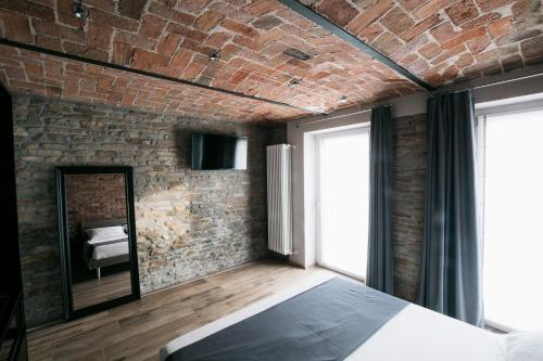 Country House Villa Barbero — 4-Star Luxury Hotel in Mango, Italy