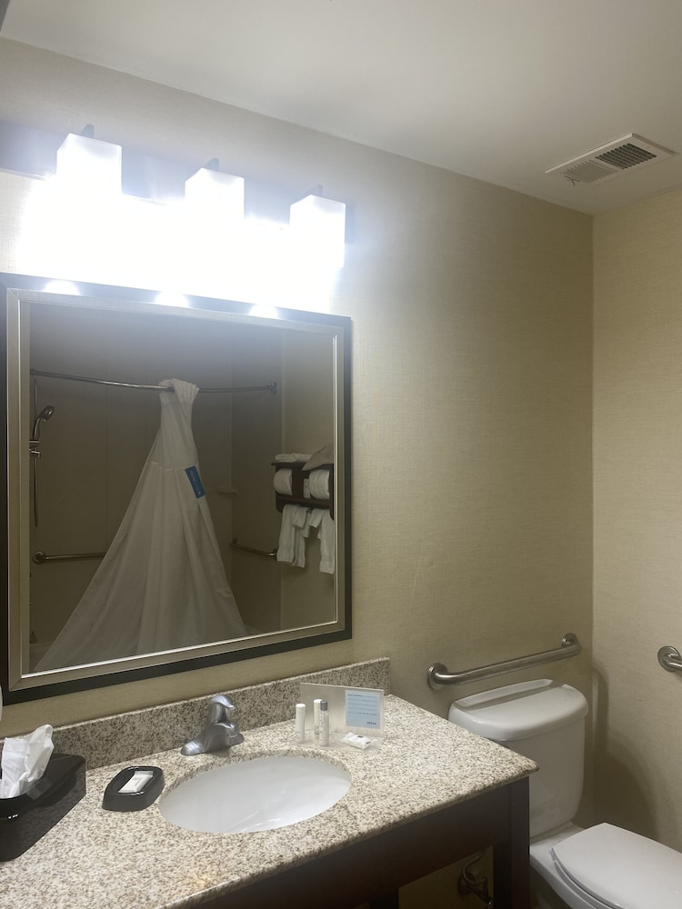 Wingate by Wyndham Steubenville - photo 15