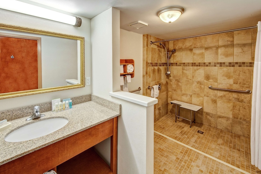 Hampton Inn Winchester - photo 28