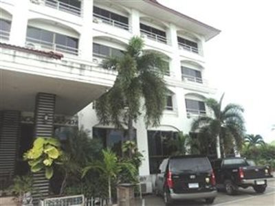 Highway Hotel Khon Kaen — hotel in Ban Phai