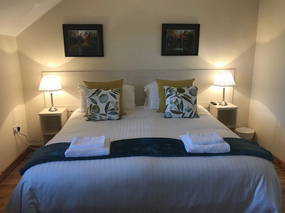 Stable Court Apartments — 4-Star Luxury Hotel in Antrim, United Kingdom