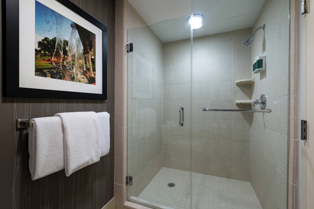 Courtyard by Marriott High Point - photo 24
