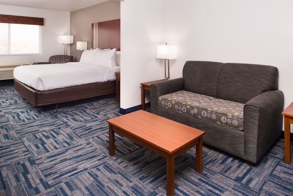 Holiday Inn Express Hotel & Suites Alamogordo Hwy 54 70 by IHG - photo 6
