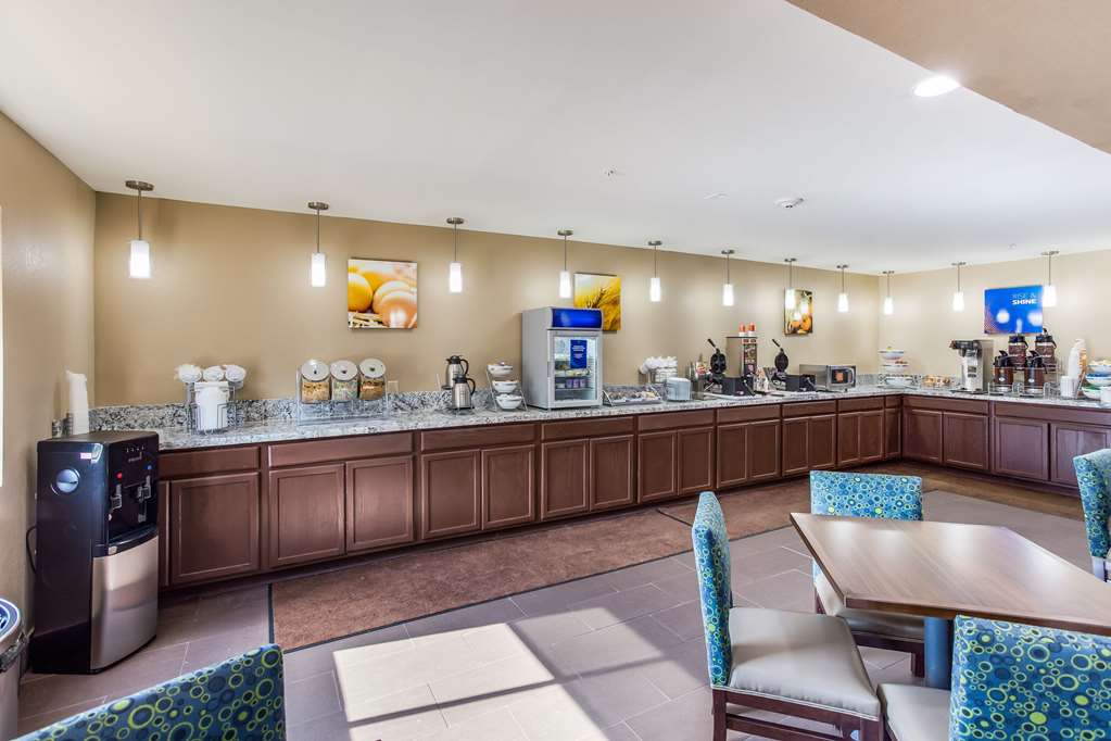 Comfort Inn Charleston South - photo 37
