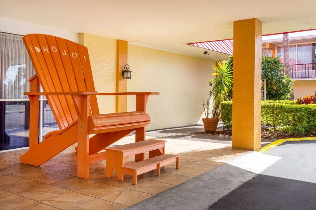 Howard Johnson by Wyndham Lakeland - photo 26