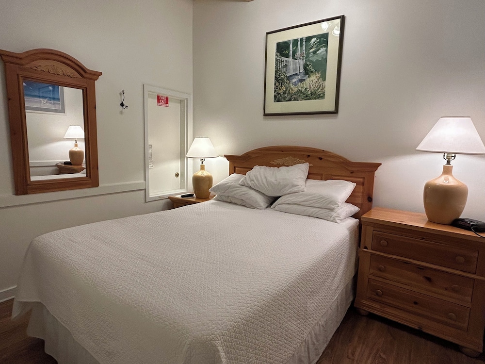 The Island Inn on Martha's Vineyard - photo 90