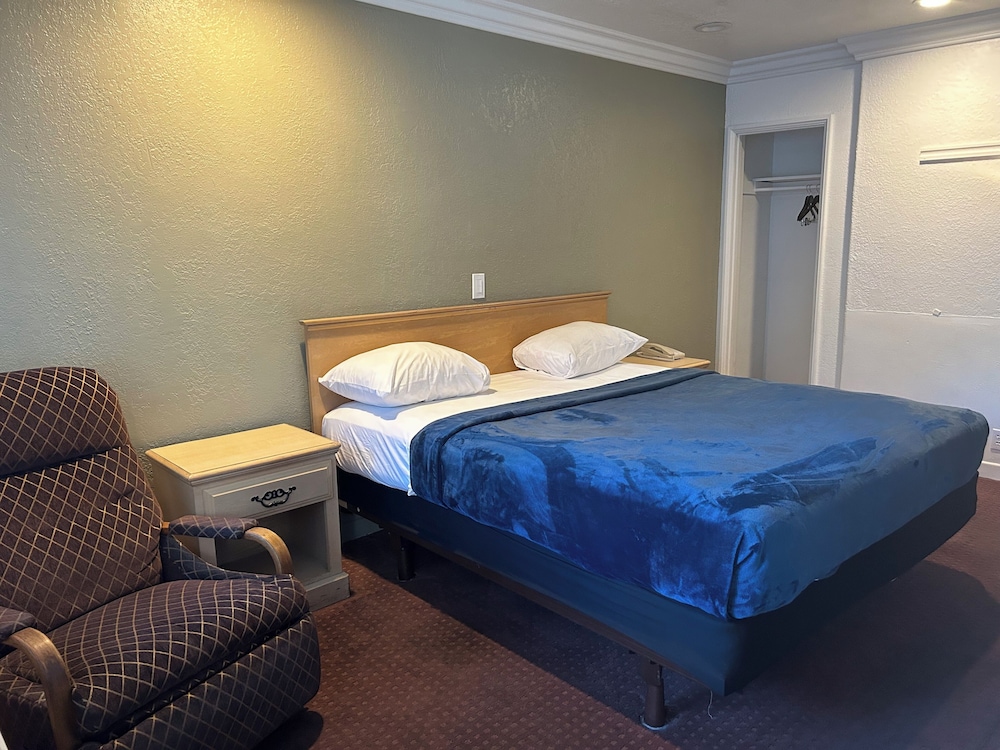 Welcome Inn on Colorado Blvd - photo 16