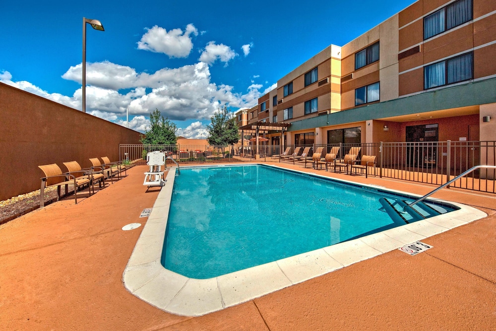 Courtyard by Marriott Alexandria - photo 18