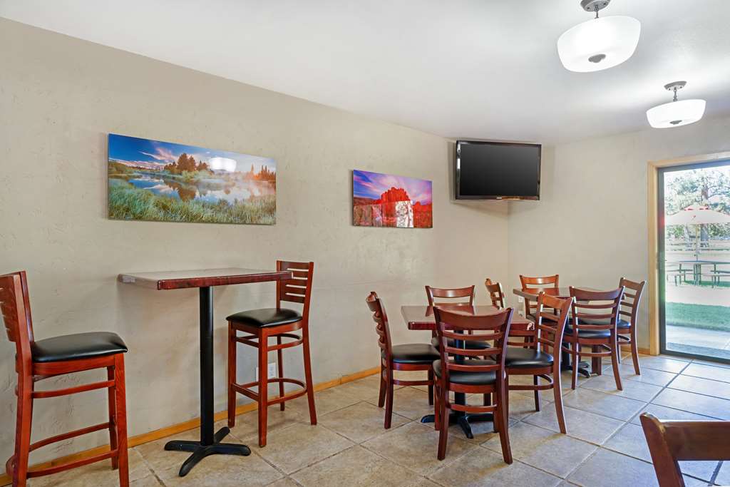 Best Western Ponderosa Lodge - photo 56