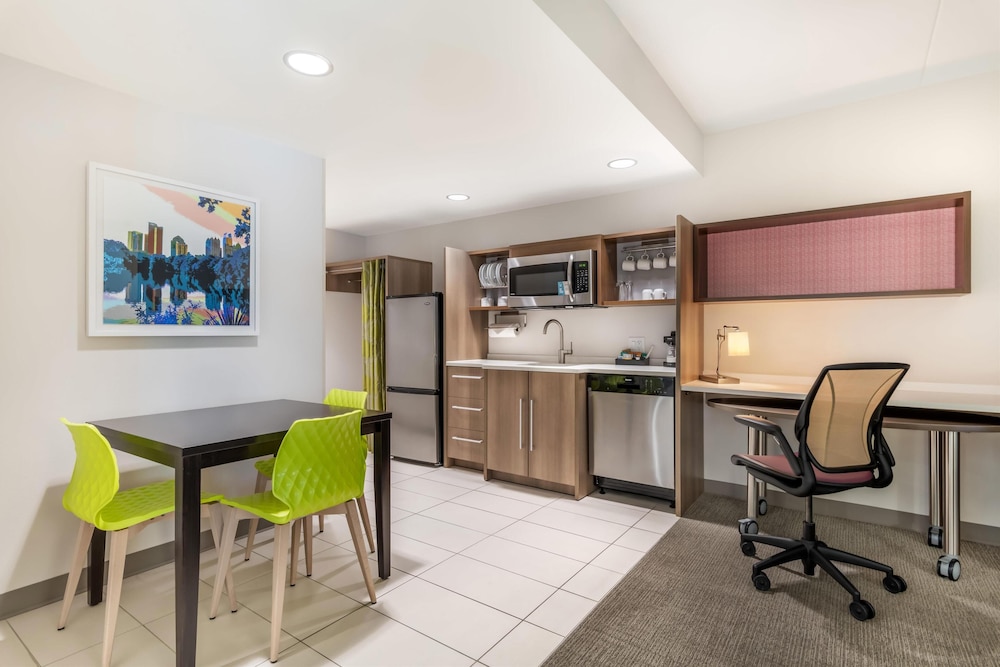 Home2 Suites by Hilton Atlanta Airport North - photo 15