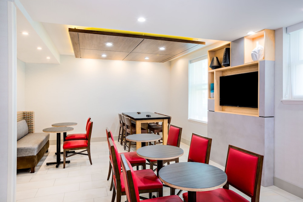 Holiday Inn Express San Francisco Union Square by IHG - photo 16