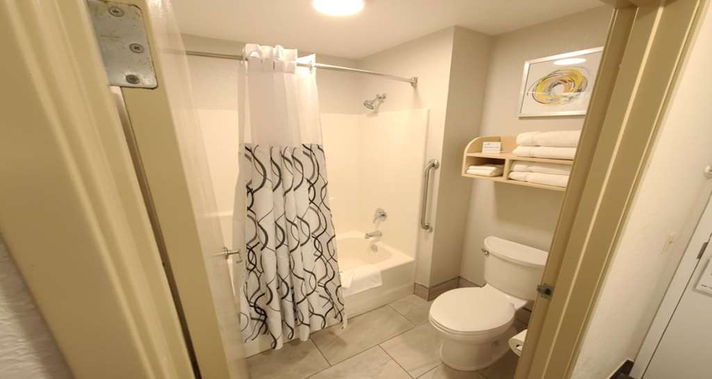 Best Western Watertown - photo 18