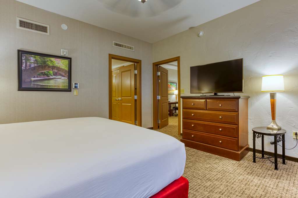 Drury Plaza Hotel San Antonio Riverwalk - photo 79
