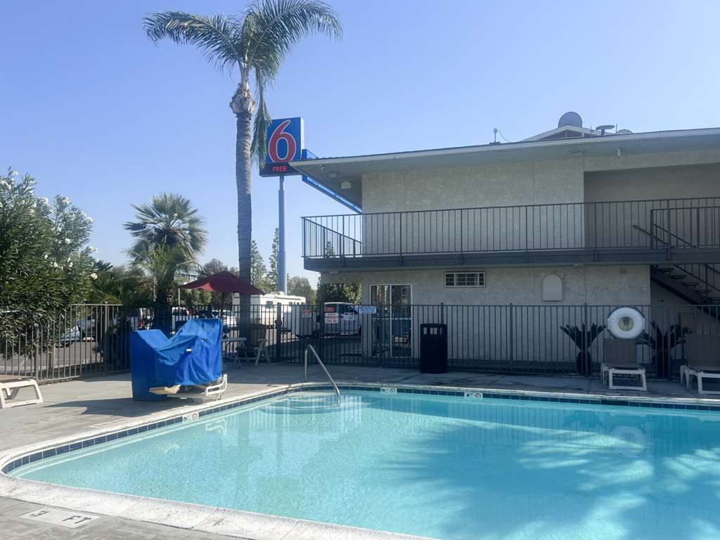 Motel 6 Tulare CA - photo 2